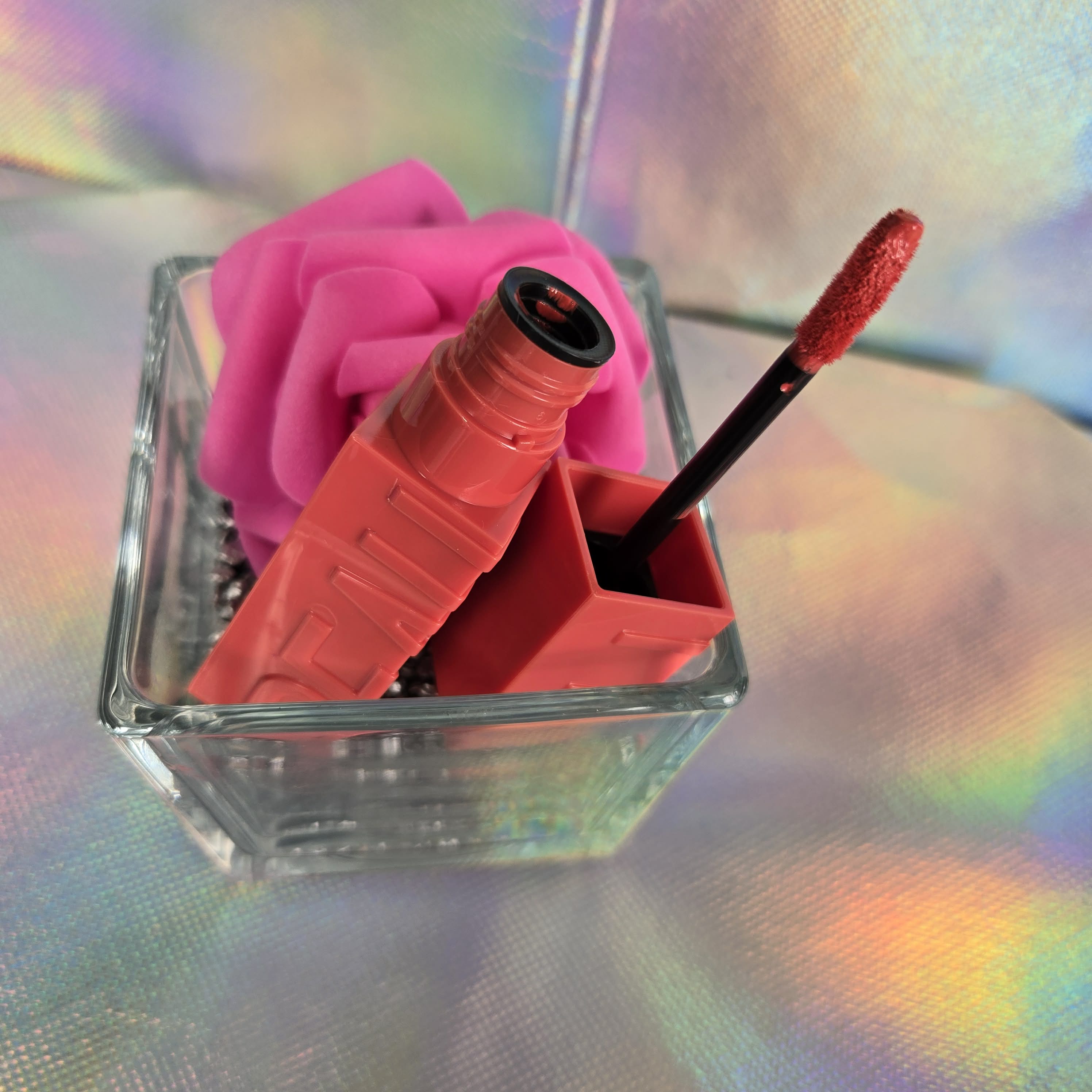 ROUGE À LÈVRES LIQUIDE VINYLE 24H — Palette