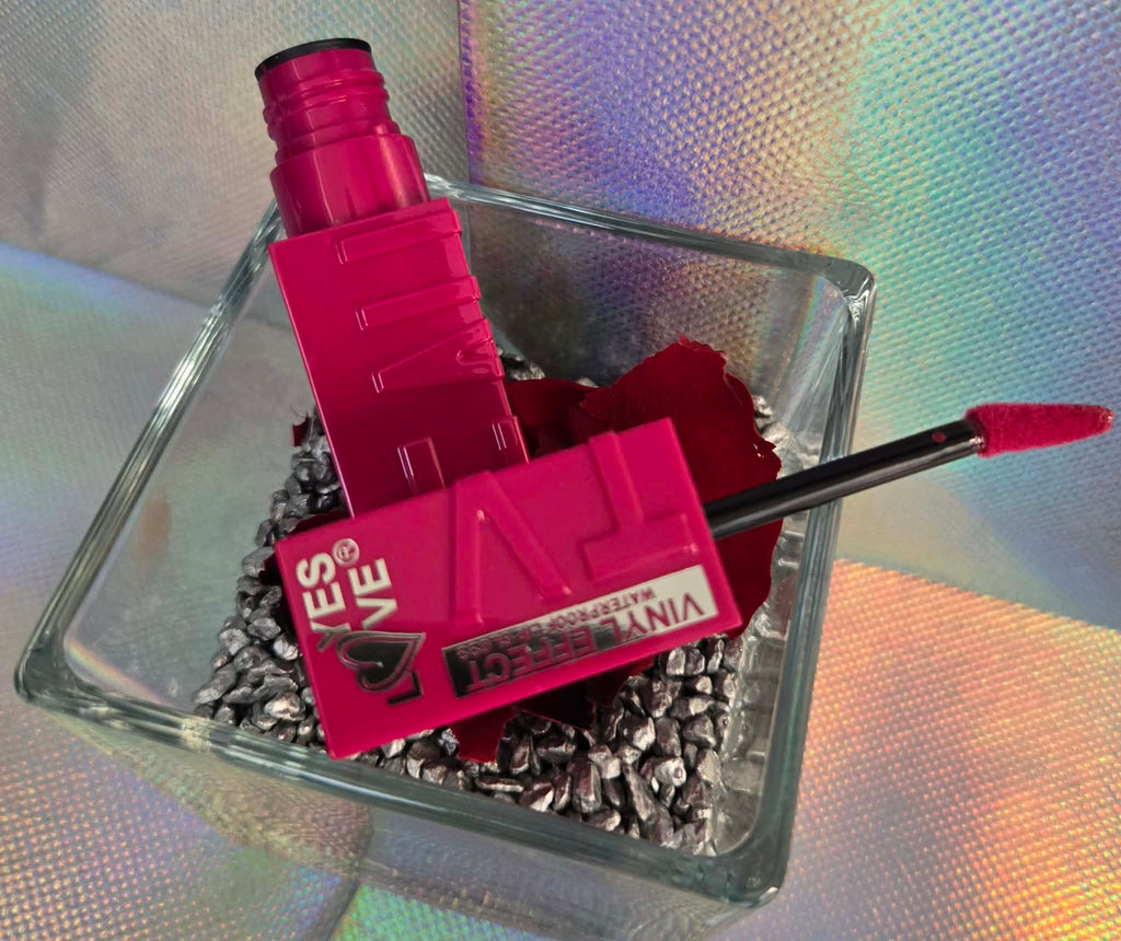ROUGE À LÈVRES LIQUIDE VINYLE 24H — Palette