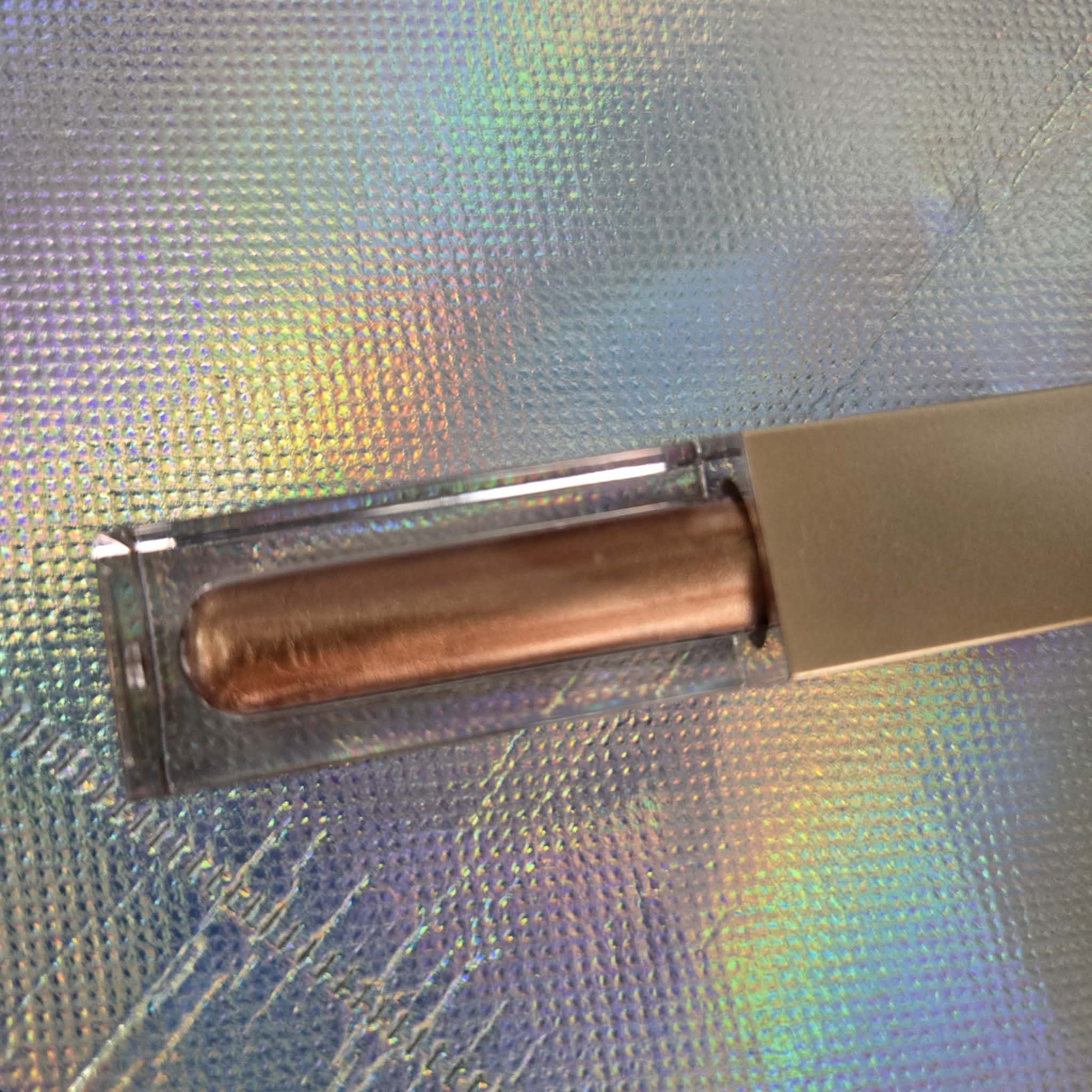 Gloss métal et Illuminateur liquide —