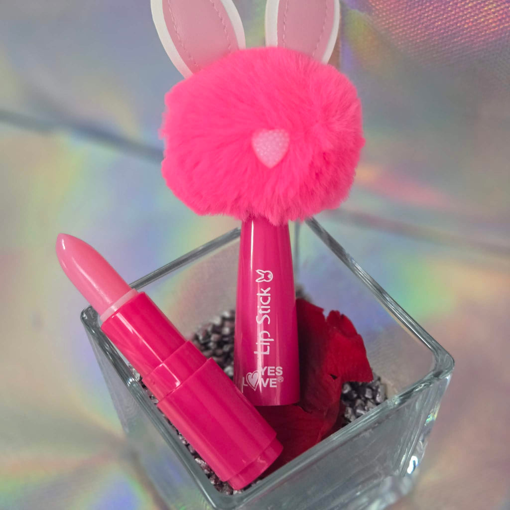 Lapin pompon au rouge à lèvres magique — Palette