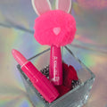 Lapin pompon au rouge à lèvres magique — Palette