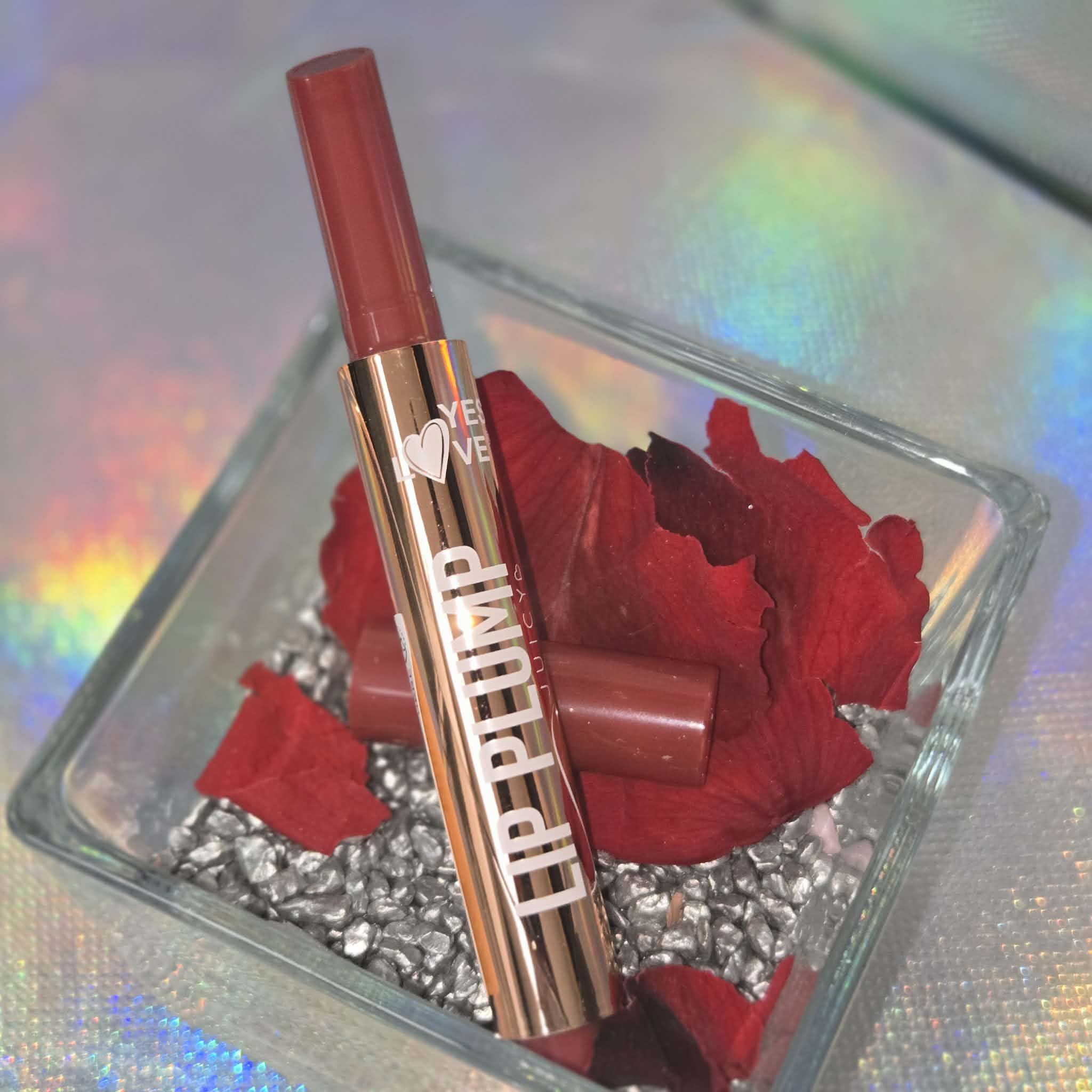LIP PUMP BRILLANT À LÈVRES CRÉMEUX EFFET VOLUMINISANT ÉPICÉ — Palette