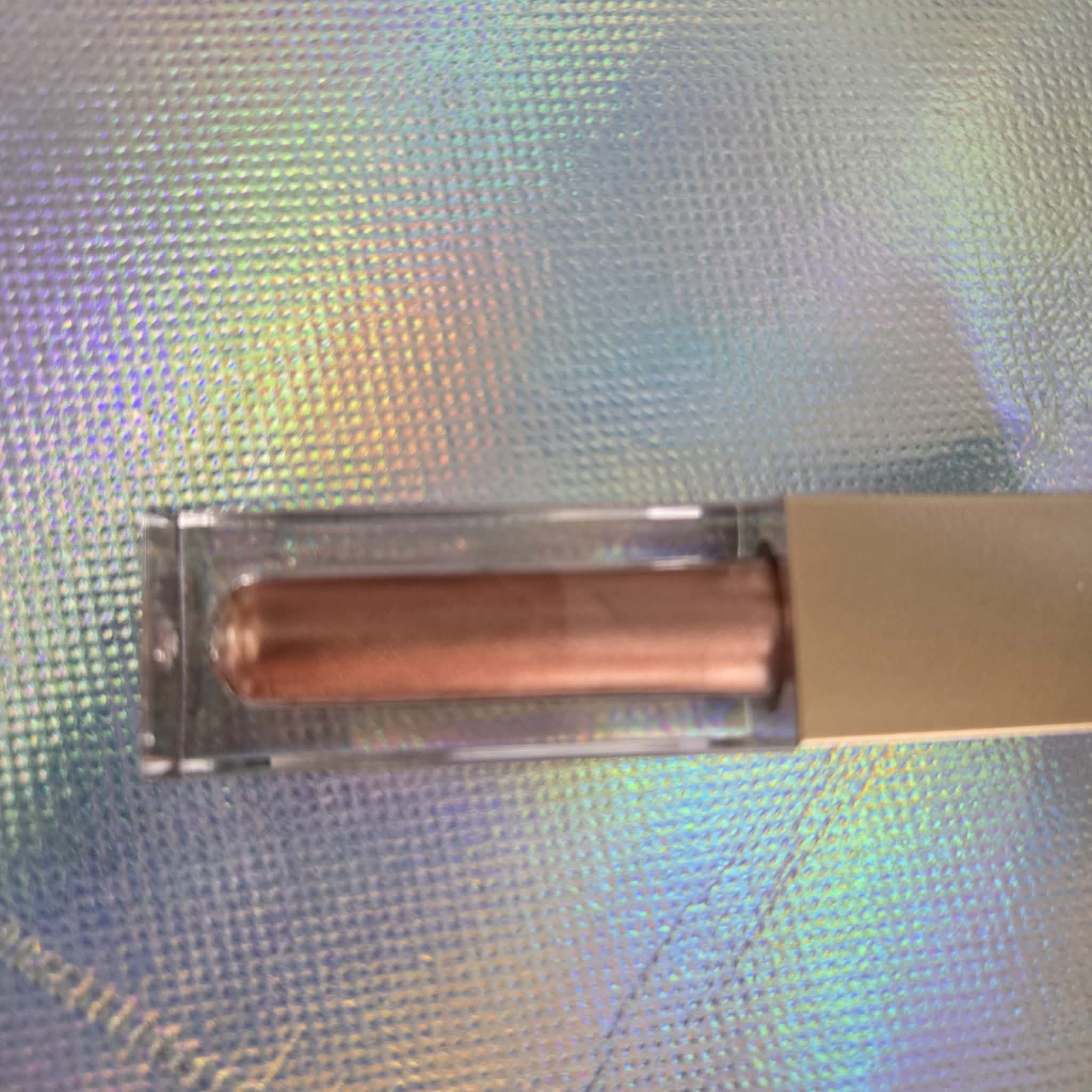 Gloss métal et Illuminateur liquide —